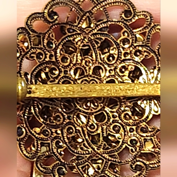 West Germany gold tone filigree multi color gorgeous brooch w matching earrings! - Picture 15 of 16